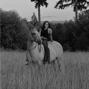 Meet your Posher, Zoie